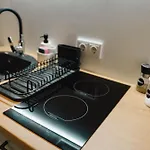 M101 1 Apartment *
